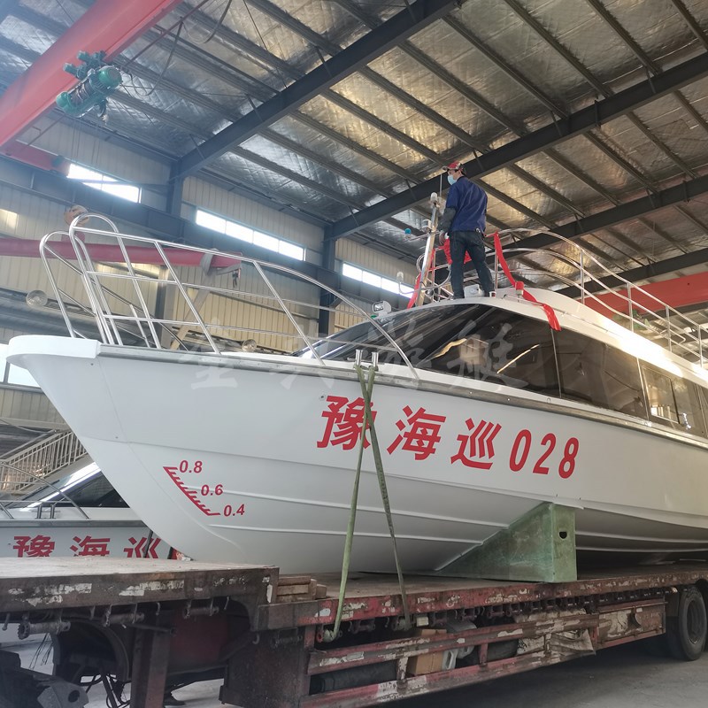 廠家供應(yīng)玻璃鋼客船，巡邏艇，交通艇，公務(wù)接待艇，觀光艇，游艇